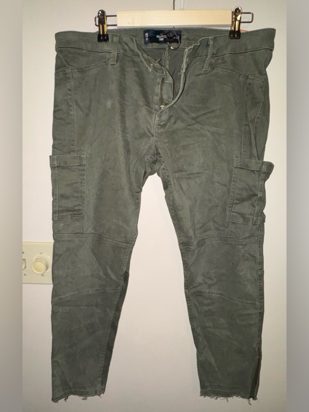 Hollister Olive Green Women's Cropped Cargo Pants